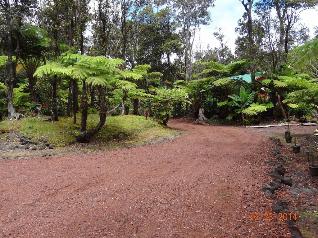 Alii Kane Cottages With Loft Volcano Extérieur photo