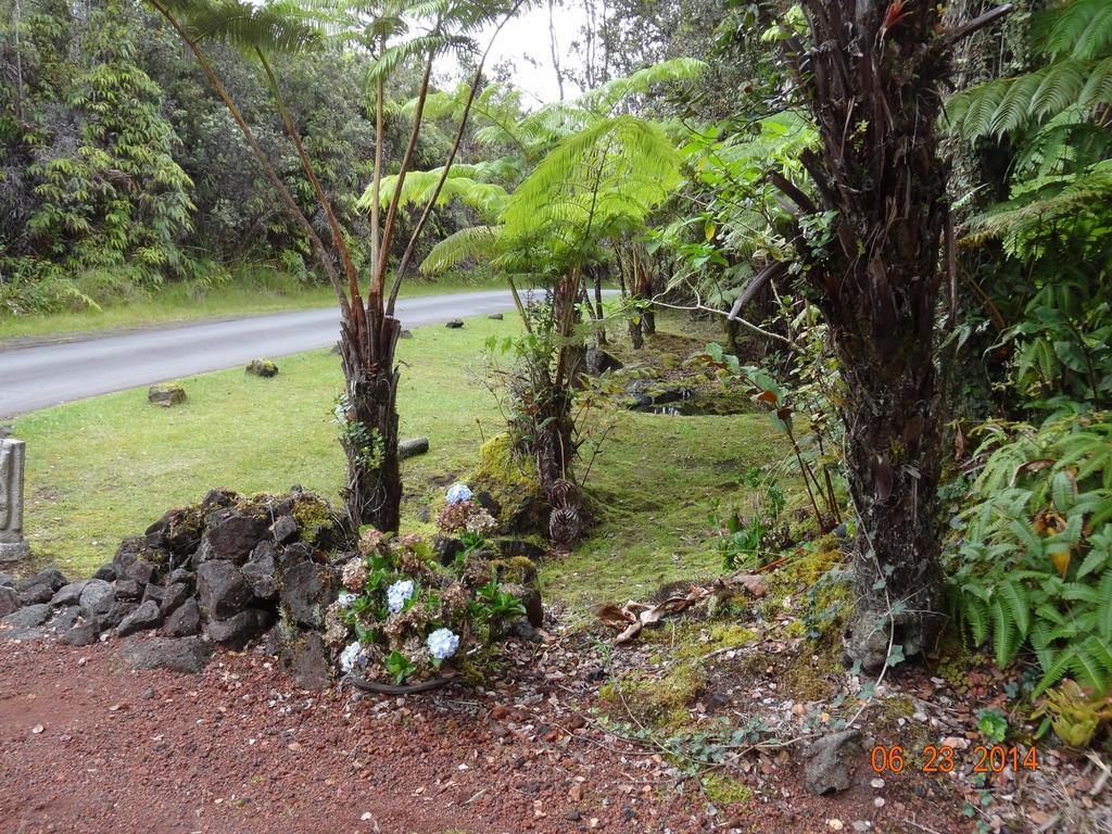 Alii Kane Cottages With Loft Volcano Extérieur photo