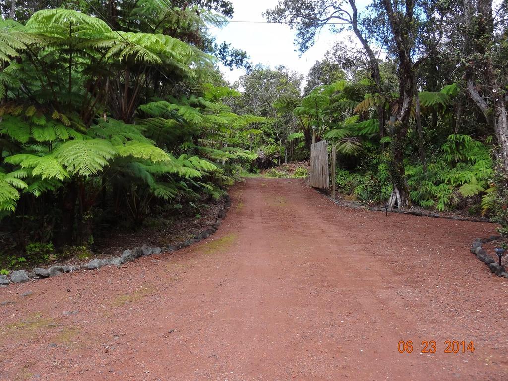 Alii Kane Cottages With Loft Volcano Extérieur photo