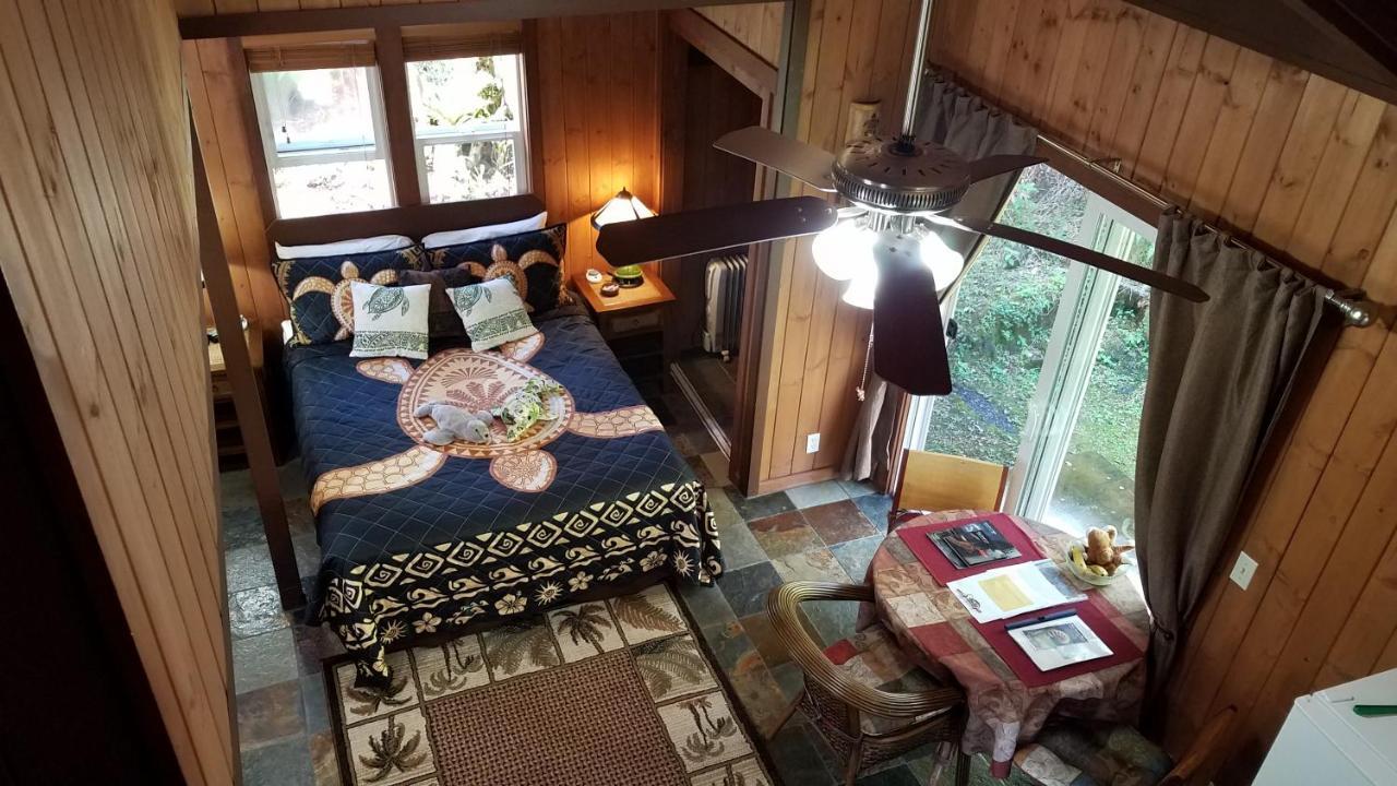 Alii Kane Cottages With Loft Volcano Extérieur photo
