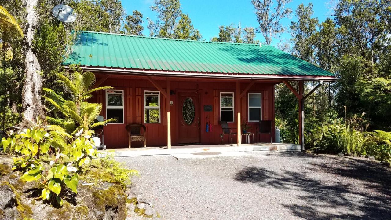 Alii Kane Cottages With Loft Volcano Extérieur photo