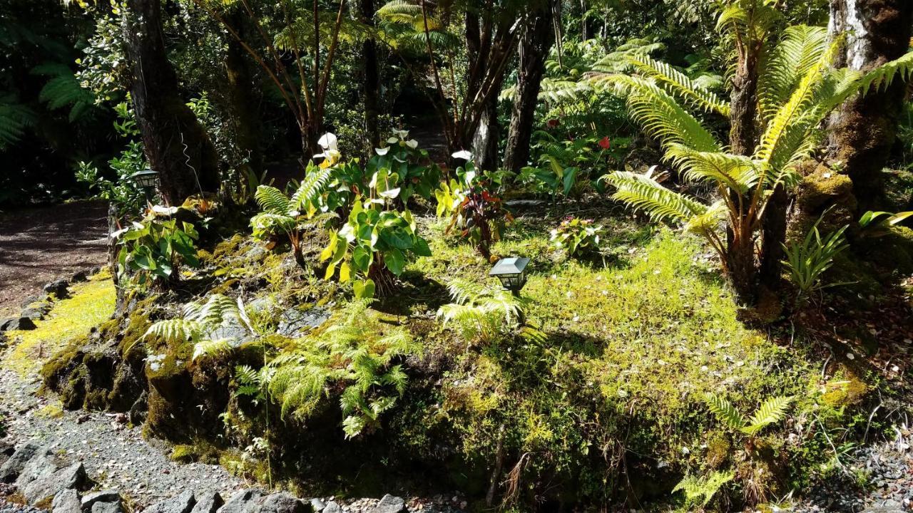 Alii Kane Cottages With Loft Volcano Extérieur photo
