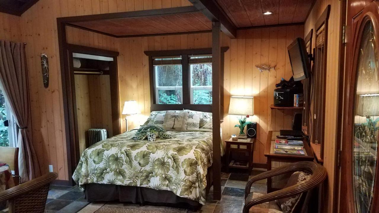 Alii Kane Cottages With Loft Volcano Extérieur photo