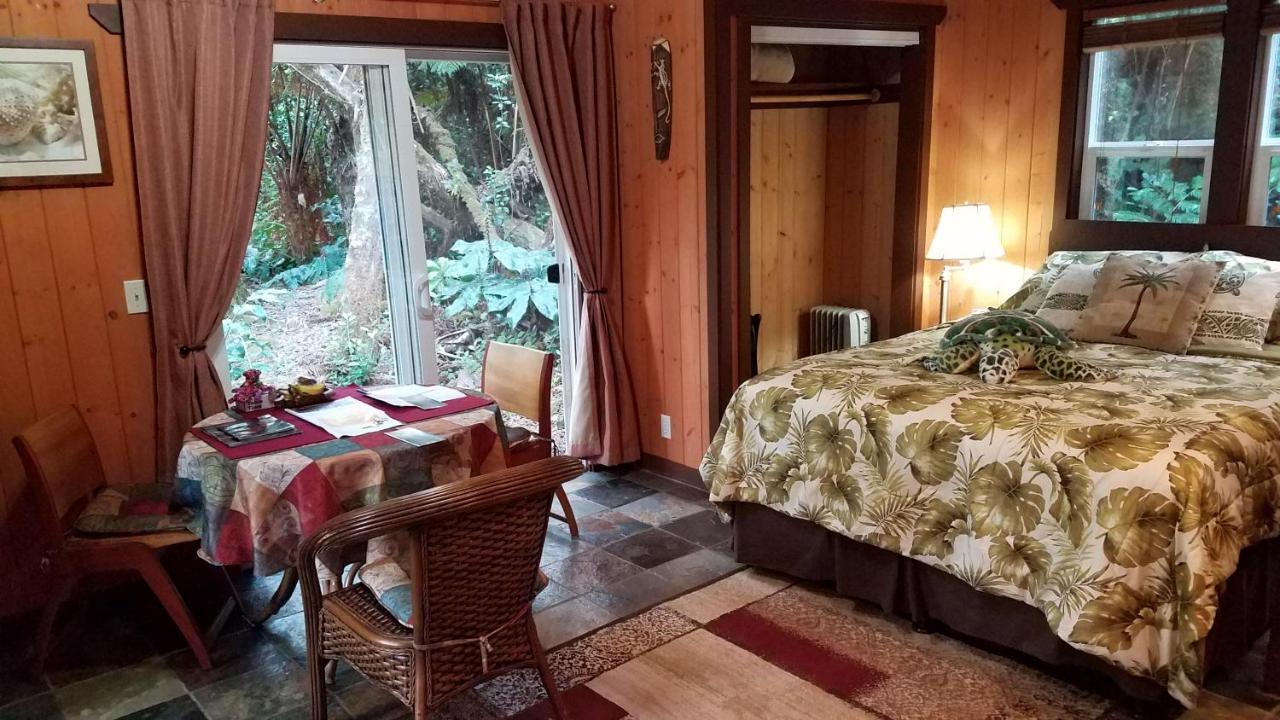 Alii Kane Cottages With Loft Volcano Extérieur photo