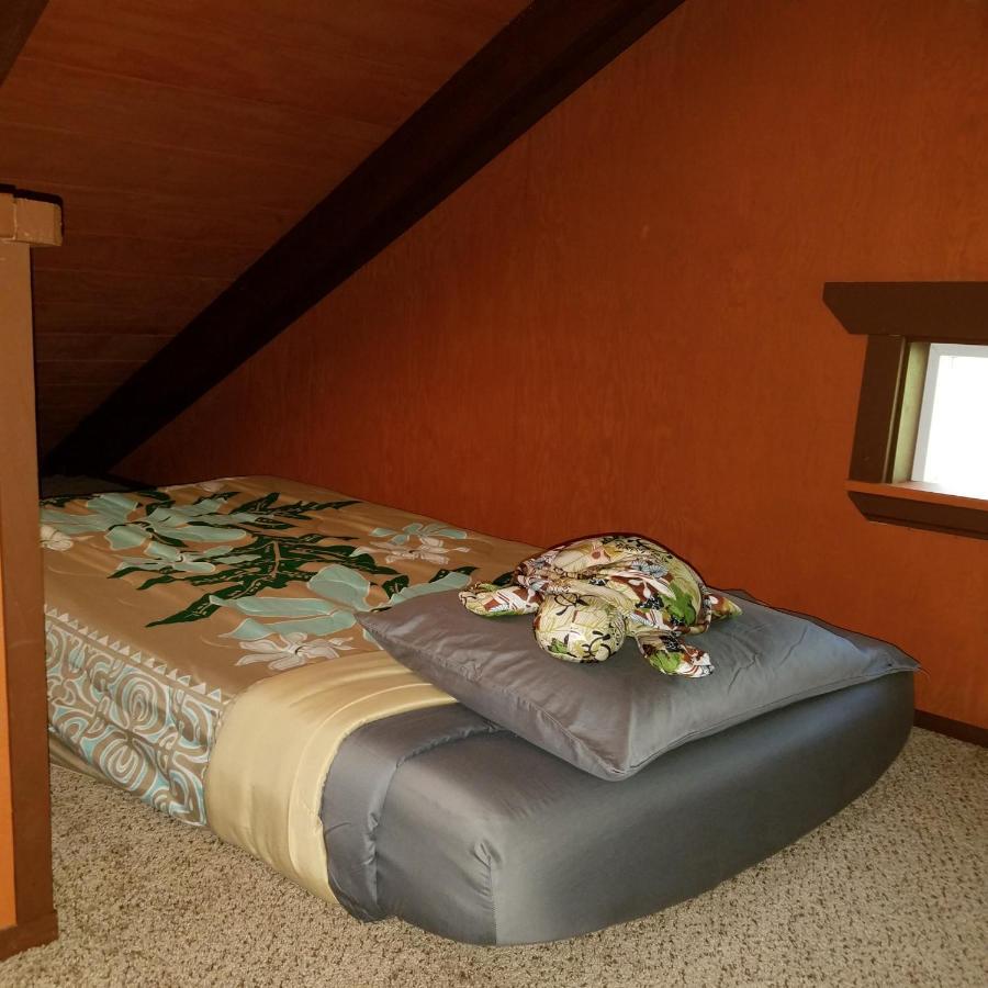 Alii Kane Cottages With Loft Volcano Extérieur photo