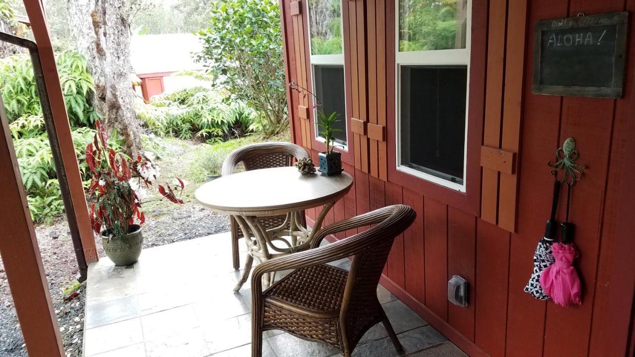 Alii Kane Cottages With Loft Volcano Extérieur photo